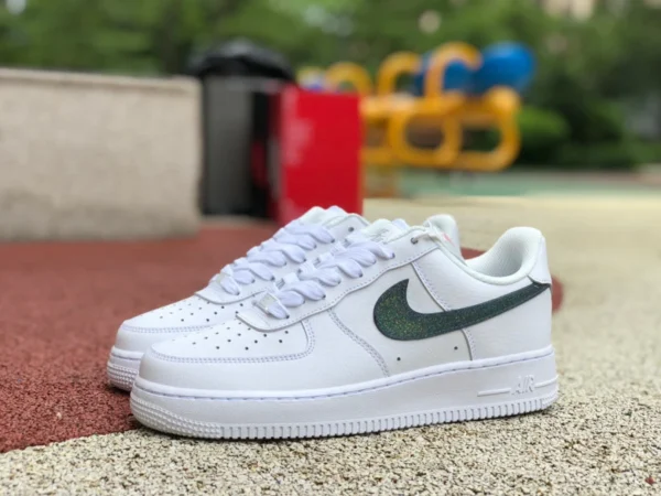 AF1 gancho verde blanco puro bajo Nike Air Force 1 Low Glitter Swoosh Color dh4407-100