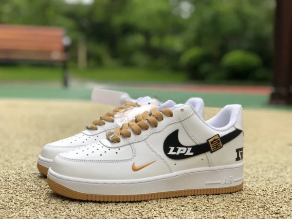 af1 blanco marrón bajo Nike Air Force 1 Low 07 AF1 zapatillas casuales caqui af1234-005