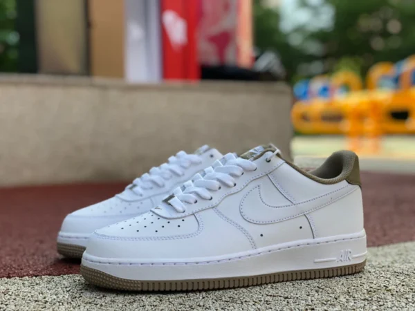 af1 zapatillas bajas blancas puras y marrones Nike Air Force 1 Low AF1 zapatillas casuales bajas DR9867-100