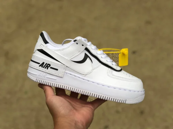 Zapatillas bajas AF1 blancas y negras Nike Air Force 1 LOW Shadow Air Force One negras para mujer CI0919-001