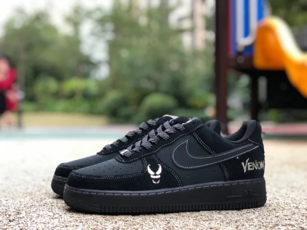 AF1 negro bajo Nike Air Force 1 '07 negro zapatillas bajas informales bs5082-204