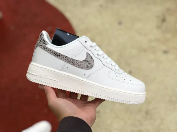 AF1 patrón de serpiente blanco bajo Nike Air Force 1 AF1 patrón de serpiente Air Force One zapatillas bajas de mujer DD8959-002