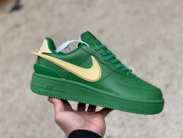 AF1 zapatillas casuales bajas con gancho de oro verde sp Nike Air Force 1 low sp DV3464-300