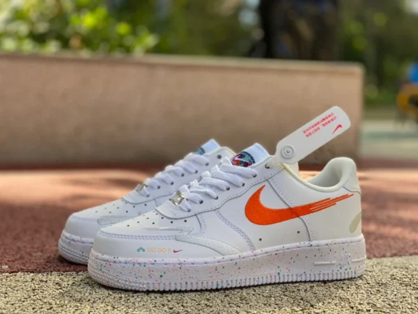 AF1 blanco naranja amarillo salpicaduras de tinta bajas Nike Air Force 1 Low Zapatillas AF1 blancas blancas naranjas salpicaduras de tinta bajas air force FD4622-131