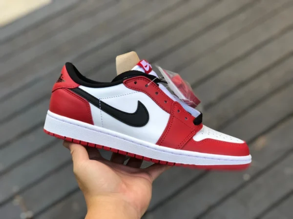 AJ1 Chicago bajo Air Jordan 1 Chicago Bajo 705329-600