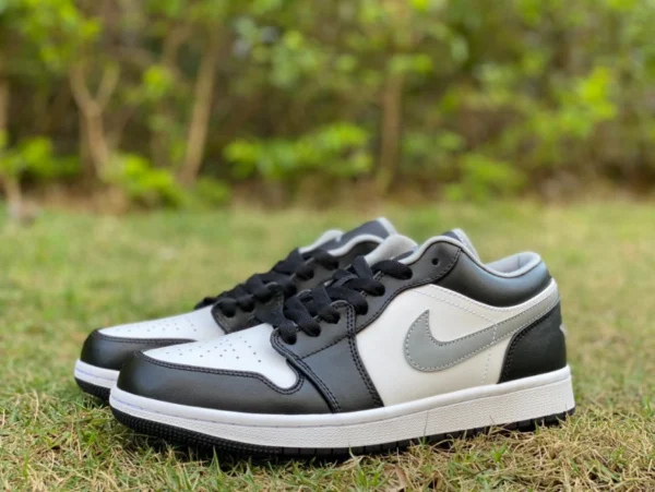 aj1 zapatillas de baloncesto bajas en blanco y negro grises puras originales Air Jordan 1 Low AJ1 en negro y gris sombra zapatillas de baloncesto bajas 553558-040