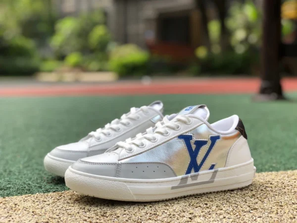 LV gris blanco azul bajo Louis Vuitton Zapatillas Louis Vuitton CHARLE gris blanco oro