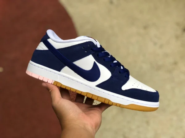 Dunk blanco y azul Los Angeles low Nike SB Dunk Low Zapatillas casual bajas blancas y azules Los Angeles Dodge DO9395-400