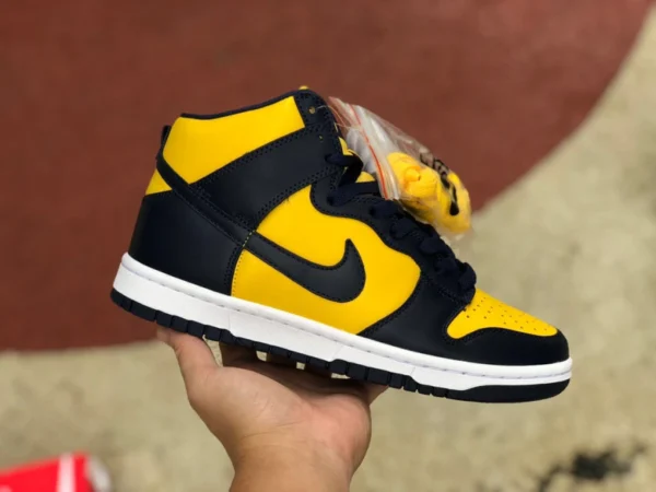 Zapatillas altas Dumk Michigan Nike Dunk High Michigan 2020 réplica de zapatillas altas CZ8149-700