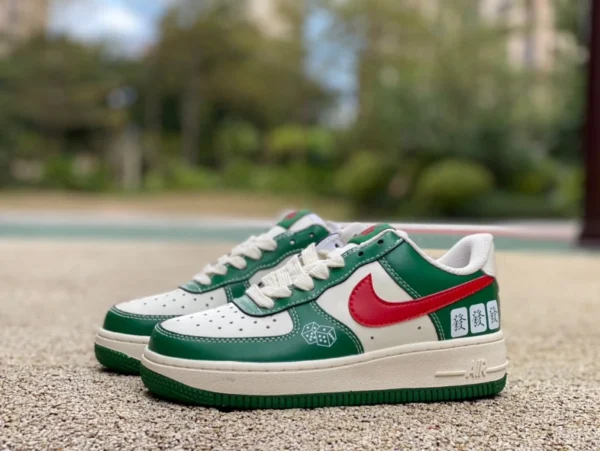 AF1 blanco verde rojo gancho Nike Air Force 1 '07 Air Force One conjunta zapatillas bajas cw2288-666