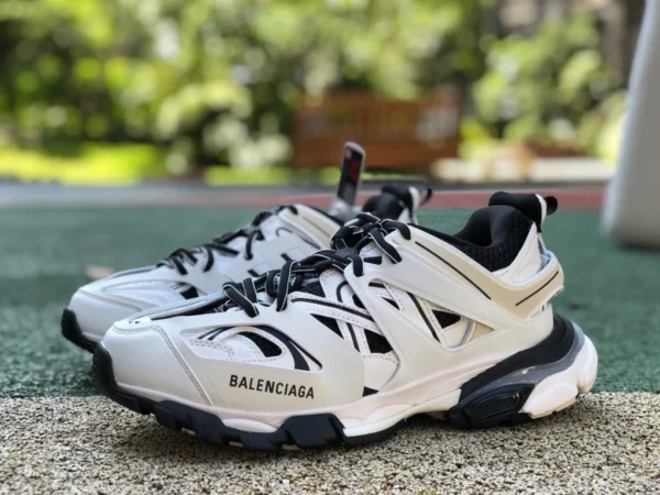 Balenciaga 3.0 zapatos papá Balenciaga Triple S blanco y negro Balenciaga