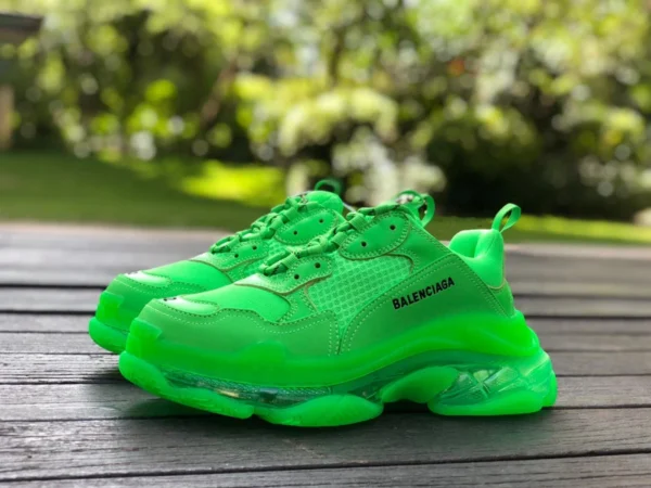 Balenciaga colchón de aire verde fluorescente Balenciaga Triple S Clear Sole antideslizante resistente al desgaste zapatos de papá bajos de moda