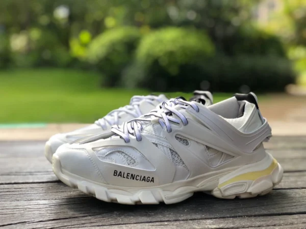 Balenciaga 3.0 blanco puro Balenciaga Triple S zapatos papá Balenciaga