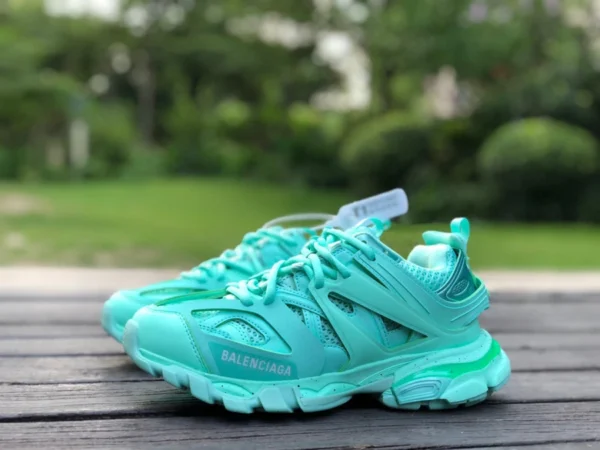 Balenciaga 3.0 Tiffany Balenciaga Triple S zapatos papá Balenciaga