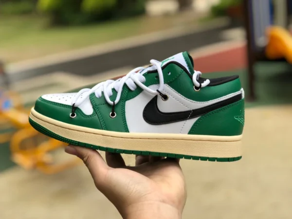 aj1 strapped blanco y verde bajo Air Jordan 1 Low "Chicago" deconstruido zapatos con tiras blancas y verdes negro y blanco 553560-129