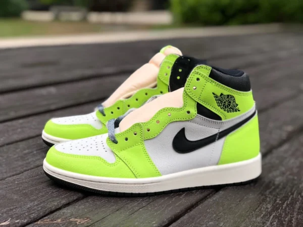 aj1 versión rentable verde fluorescente de Air Jordan 1 High OG "Volt" 555088-702