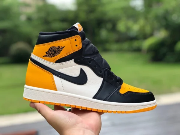 aj1 punta negra y amarilla pura original Air Jordan 1 High OG "Yellow Toe" aj1 punta negra y amarilla 555088-711