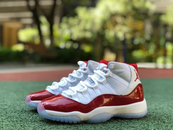 aj11 cherry red high-top pure original mujer Air Jordan 11 "Cherry" AJ11 Joe 11 cherry red genuino carbono zapatos de baloncesto de caña alta para mujer 378038-116