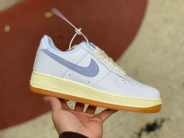 AF1 leche de coco blanco y azul puro original Nike Air Force 1 '07 Zapatillas bajas Nike Air Force 1 azul y blanco con leche de coco para mujer FD9867-100