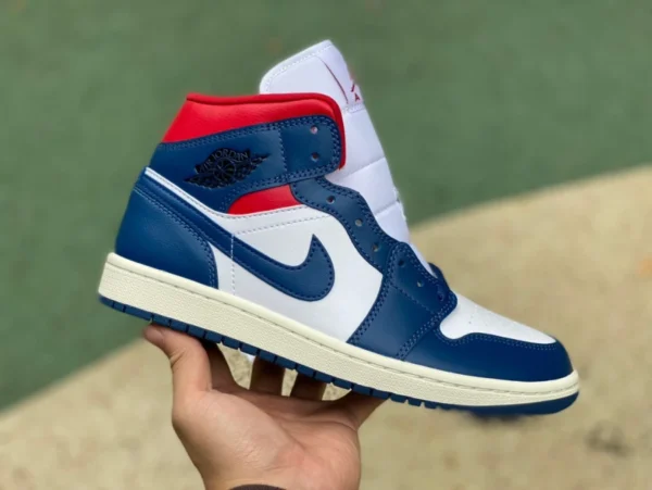 aj1mid blanco azul rojo puro original Air Jordan 1 Mid AJ1French Blue zapatos de baloncesto de caña media BQ6472-146