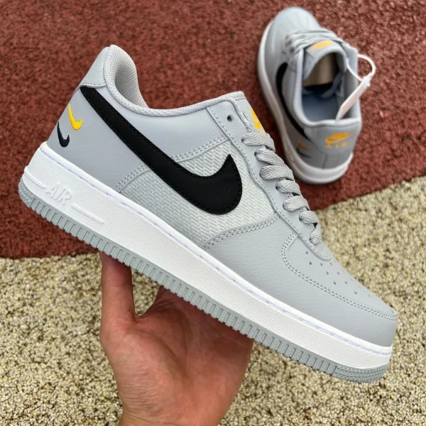 AF1 gris Nike Air Force 1 '07 Zapatillas Nike bajas Air Force 1 fd0666-002