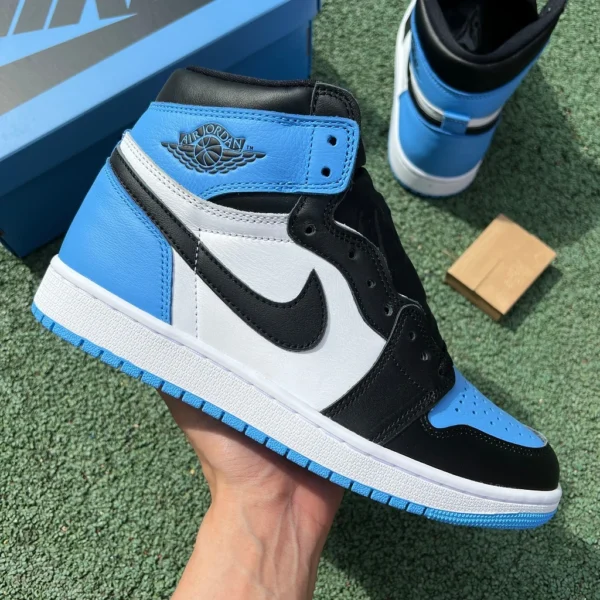 aj1 North Carolina azul pieza de corte superior puro original Air Jordan 1 "University Blue" negro North Carolina azul pequeña obsidiana DZ5485-400