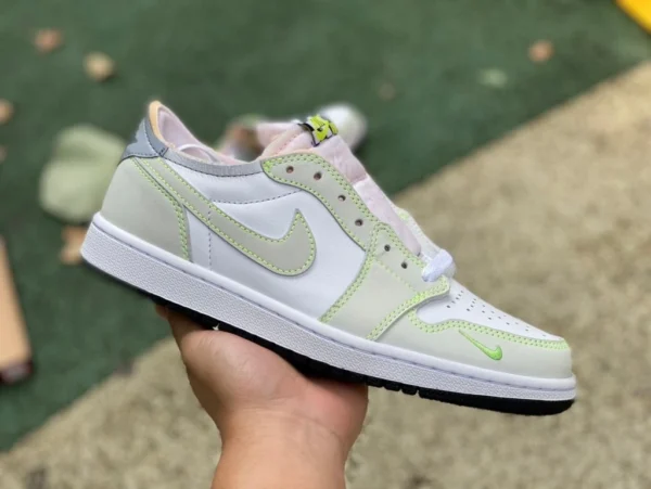 aj1 fantasma blanco y verde bajo puro original Air Jordan 1 Low OG "Ghost Green" fantasma blanco y verde DM7837-103