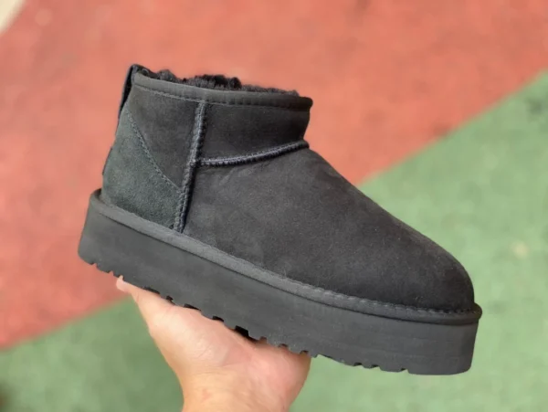 Zapatos de algodón UGG suela gruesa media caña negra UGG Tasman ante zapatillas de algodón de moda informales simples para mujer