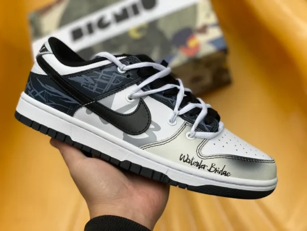 Correas de Dunk desenganchadas Nike Dunk Low BIGNIU tema de la ciudad alma puente azul roto pintado a mano caja de zapatos especial pintada con aerosol zapatillas de deporte de corte bajo GS blanco y negro