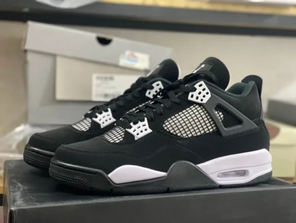 aj4 oreo blanco y negro