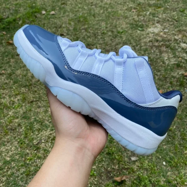 aj11 medianoche azul bajo Air Jordan 11 Low “Midnight Navy” RETRO bajo top blanco y azul FV5104-104