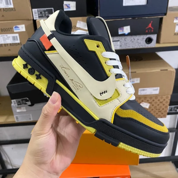 Lv conjunta nike negro y amarillo