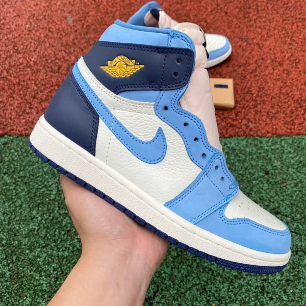 aj1 zapatillas altas blancas y azules Air Jordan 1 Retro High OG "First In Flight" zapatillas altas absorbentes de golpes, antideslizantes, resistentes al desgaste y transpirables azules y blancas FD2596-