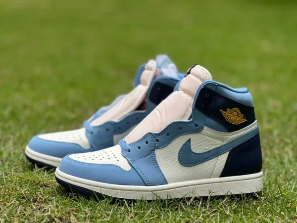 aj1 zapatillas altas blancas y azules Air Jordan 1 High OG WMNS "First in Flight" FD2596-400