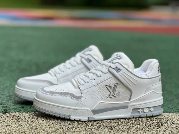 Zapatillas bajas con cordones y punta redonda LoUIS VUITTON Pacific Coast LV3.0 blancas y grises, el mismo blanco y gris