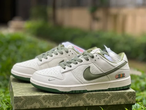 Zapatillas Dunk Gucci conjuntas blancas y verdes Nike Dunk x GUCCI DQ1098-368